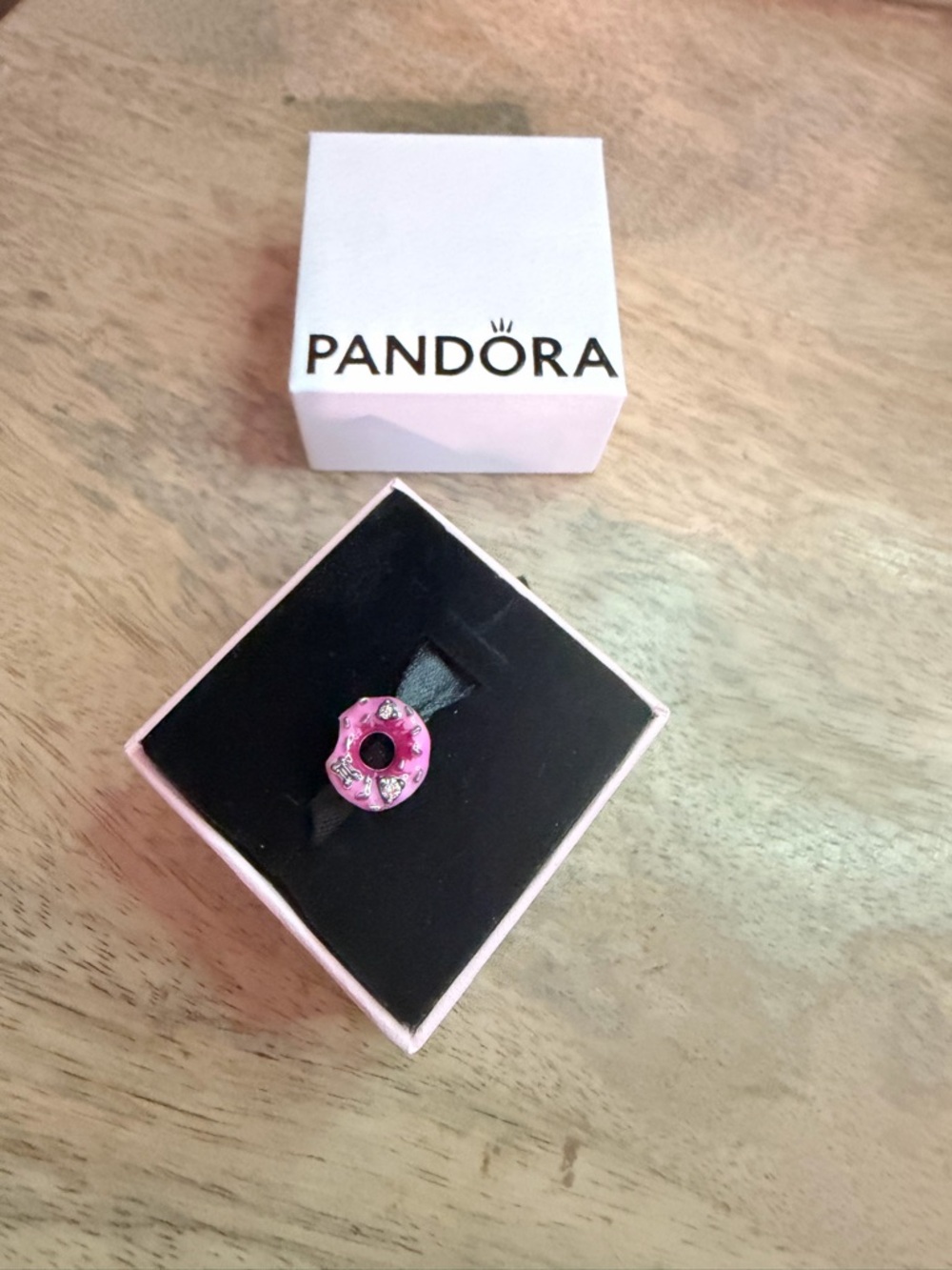 Pandora  Sparkling Sprinkled Donut Charm - Picture 6 of 9